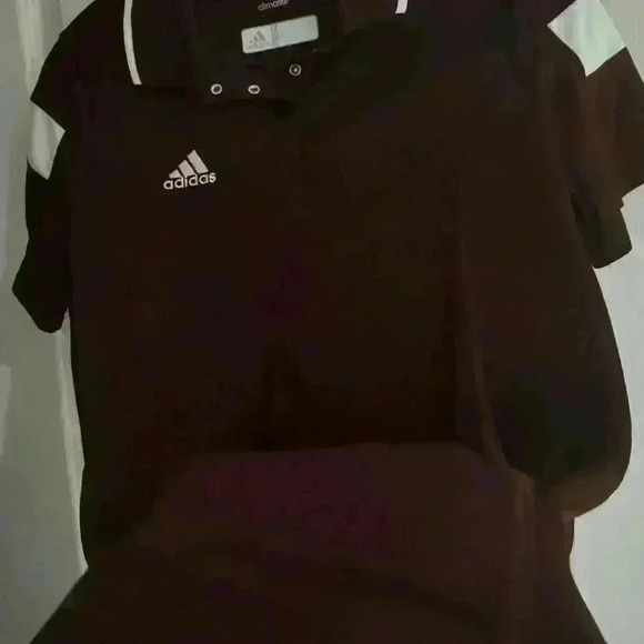 Adidas athletic sports t-shirt maroon in size medium perfect condition - Picture 4 of 4